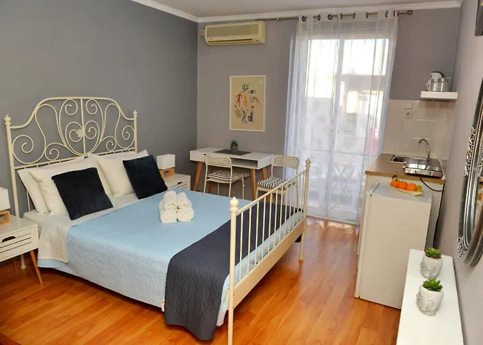 ZEUS Studios Rhodes City
