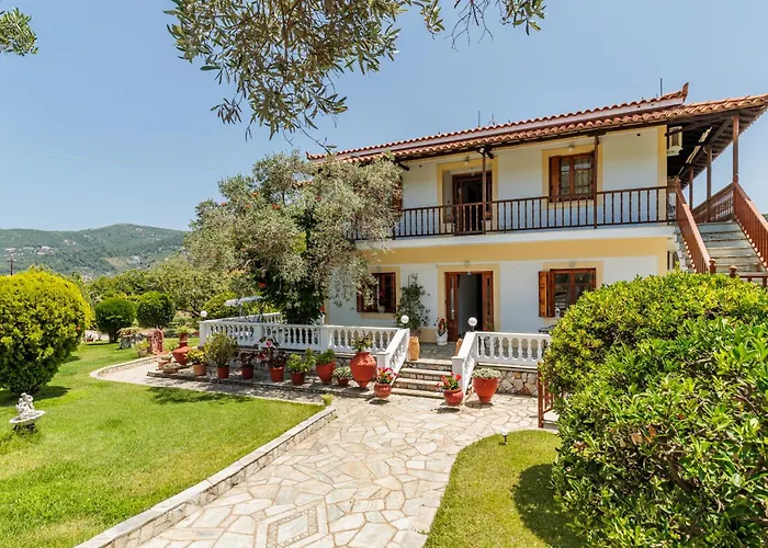 Panagou Studios Σκόπελος