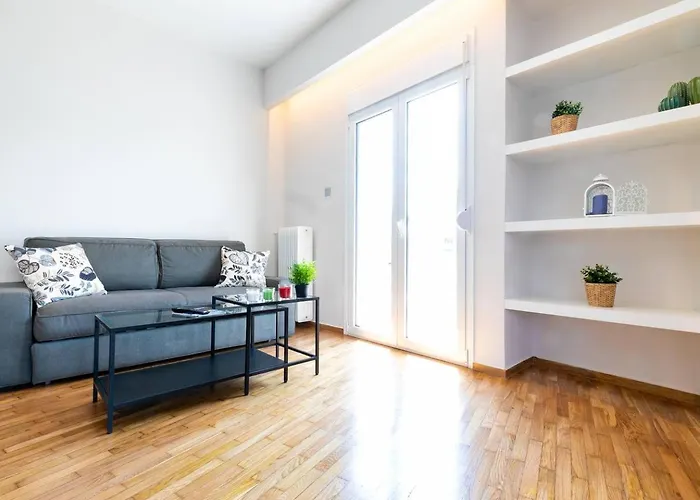 Toni'S 2Bd Home For Superman And Superwoman. Atenas