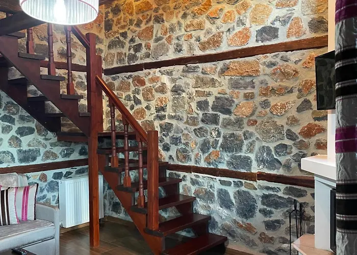Gioras Hotel Παλαιός Άγιος Αθανάσιος