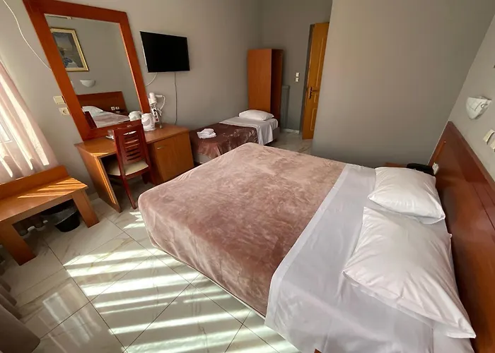 Piraeus Acropole Hotel