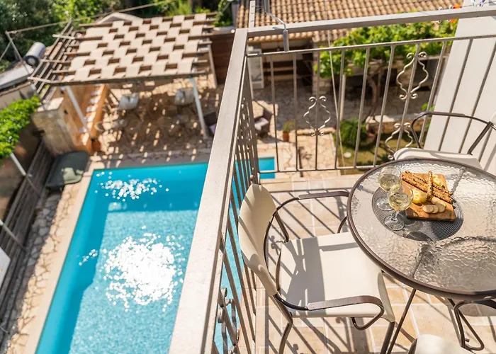 Harmony Apartments Σύβοτα