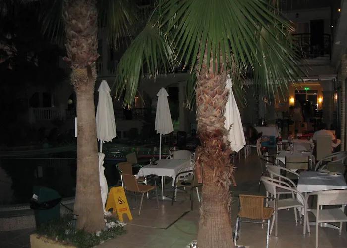 Zante Plaza Hotel & Apartments Laganas