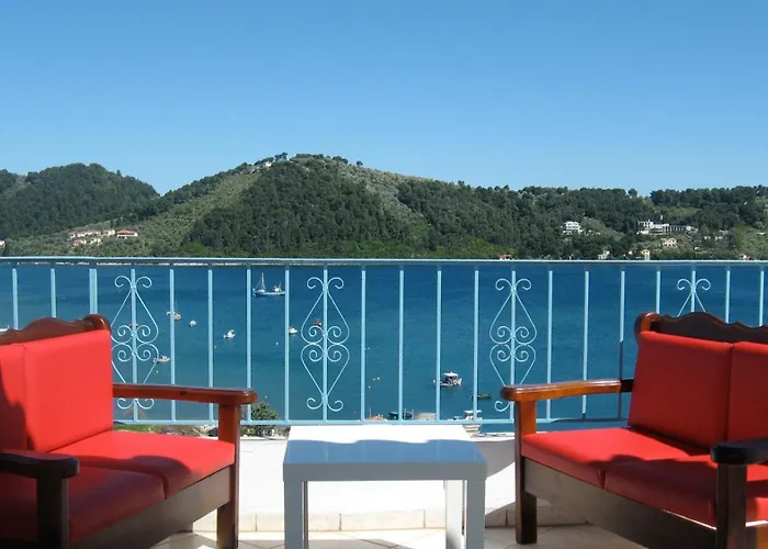 Agnàntema Portside Stays Skiathos