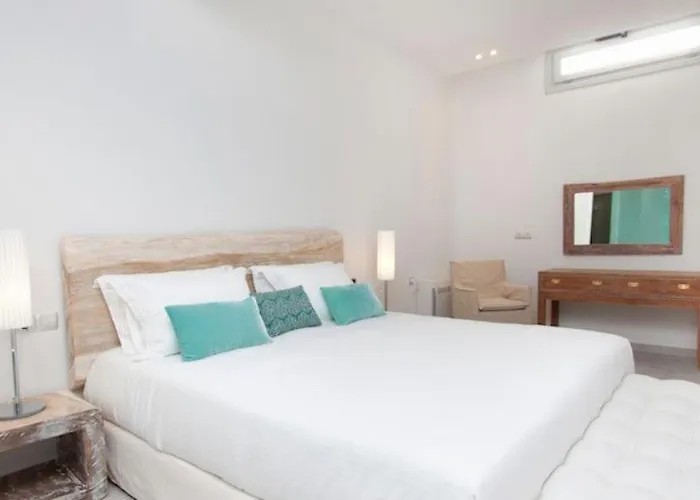 Allure Suites Φηρά