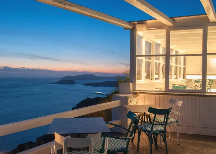 Artemis Suites Megalochori 
