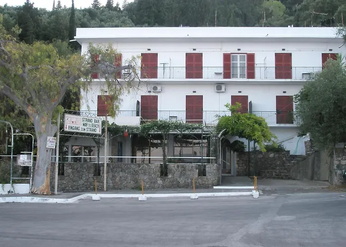 Hoteles en Benitses (Corfu)