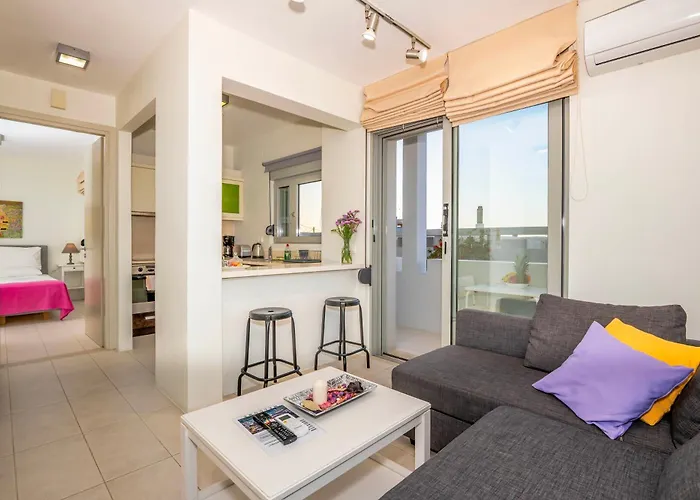 Vivian Art Apartments Retimno