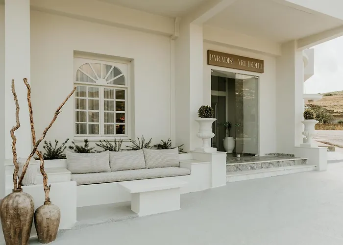 Pet friendly Paradise Art Hotel By Mr And Mrs White Andros Town