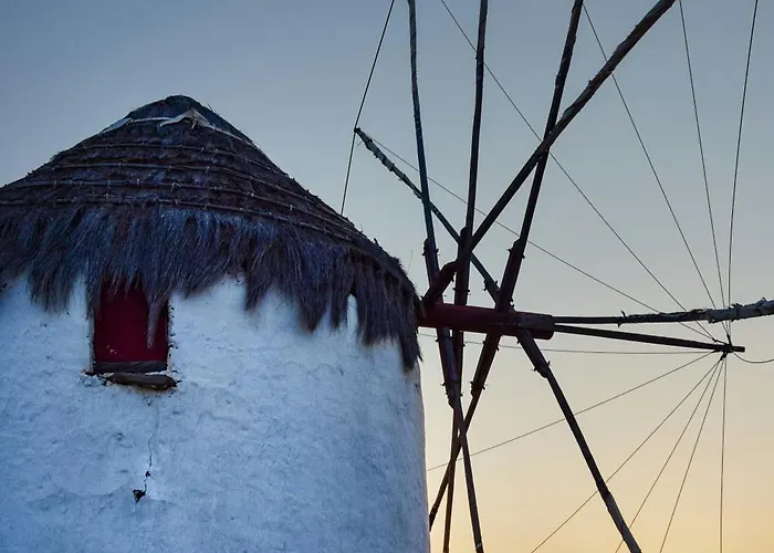 aníko suites White Alley Mykonos Town
