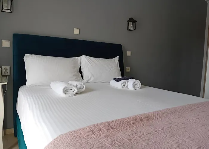 Studios Spiros Parga