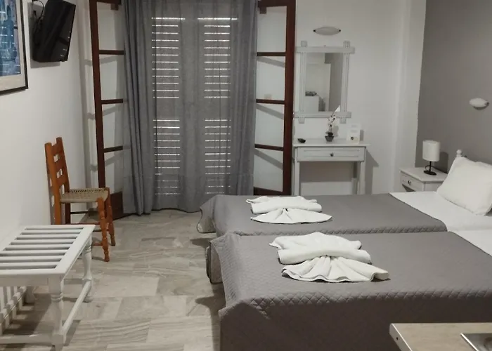 Alkmene Studios Skiathos Town