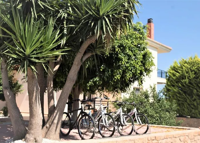 Family Villa With Private Pool Hersonissos 