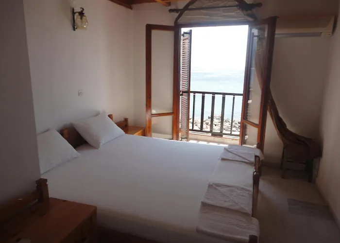 Spamandos Rooms Paleochora