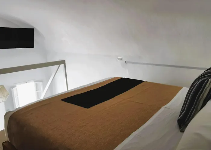 Muses Cycladic Suites Ia