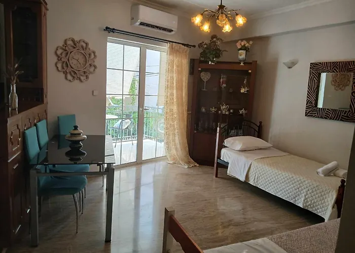 Viki Place Bed and Breakfast Καλαμάτα