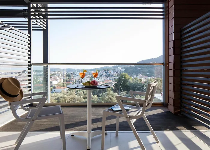 Amira Aparthotel Skiathos Town