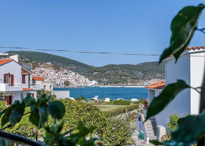 Studios Elpiniki Σκόπελος