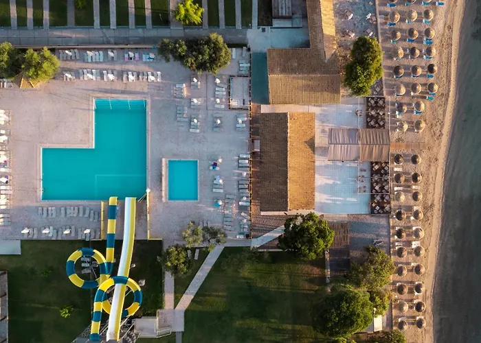 Hotel a Moraḯtika