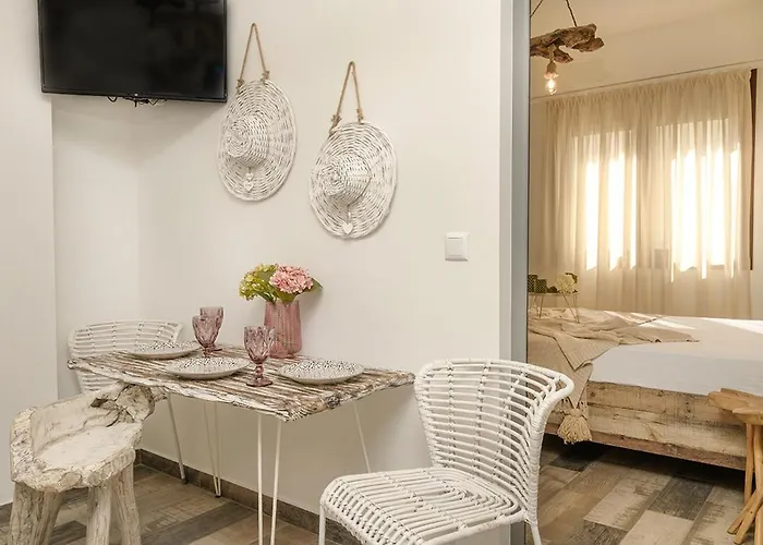 Ξενοδοχεία σε Νέα Ρόδα