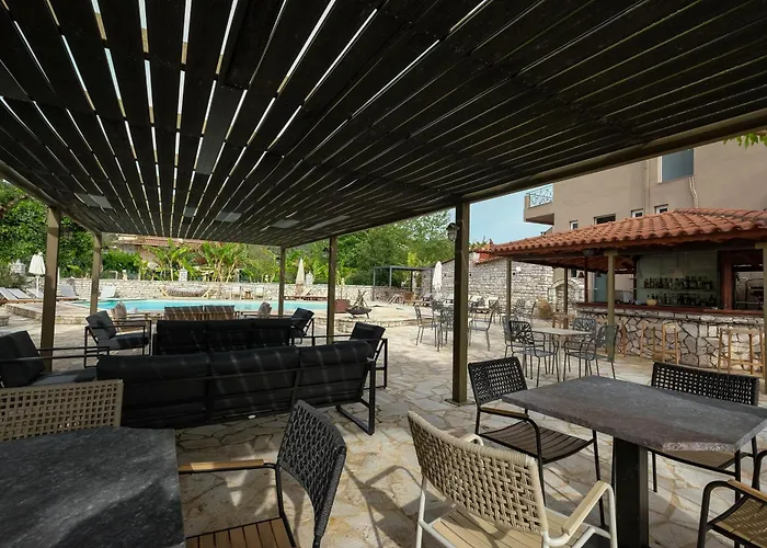 Kaiafas Lake Hotel Ζαχάρω