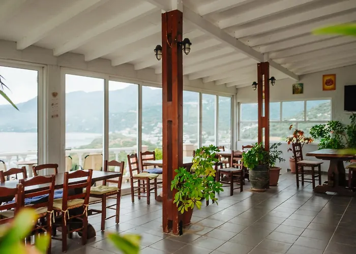 Finikas Apartments Plakias