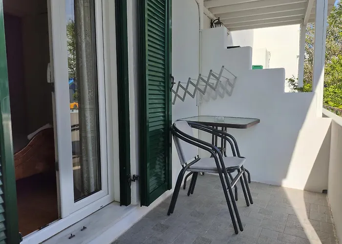 Niki Rooms Τήνος