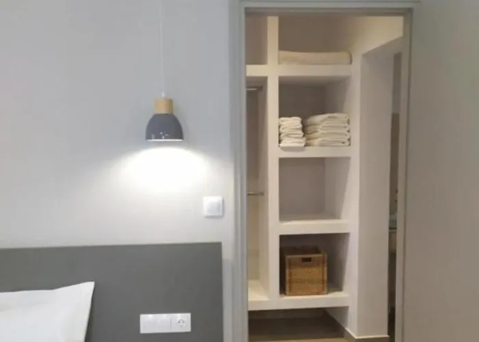Eleana Studios Σκύρος