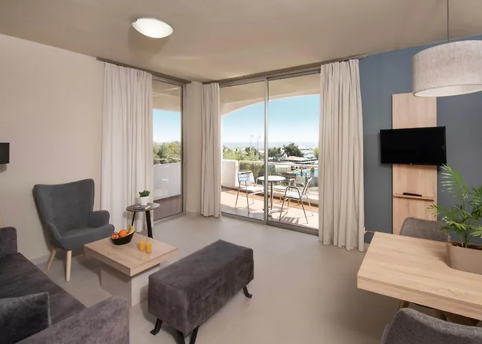 Marina Alimos Hotel Apartments Ateny