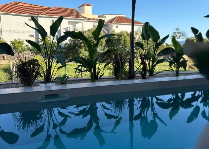 Nomas Living Aparthotel Καλαμάκι