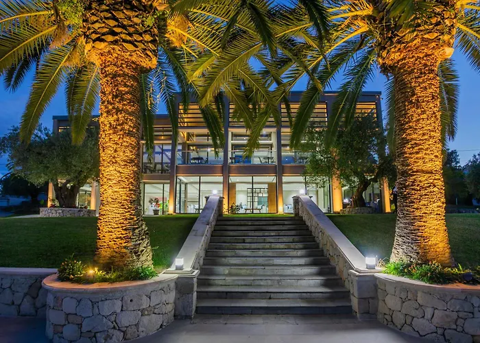 Iris Hotel Siviri