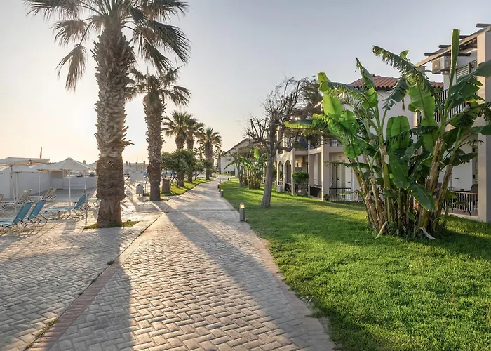 Hotel White Olive Marine Aquapark Tigaki