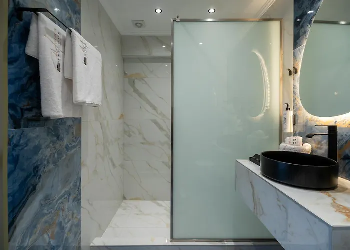 Hotele w Neos Marmaras