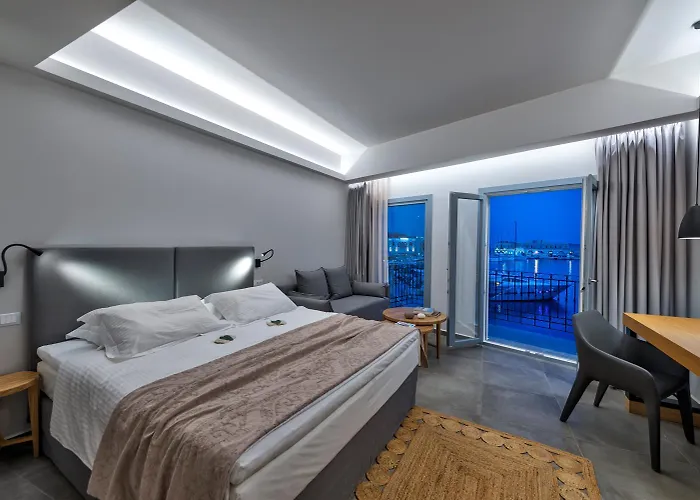 Pet friendly Naves Suites Ermoupoli