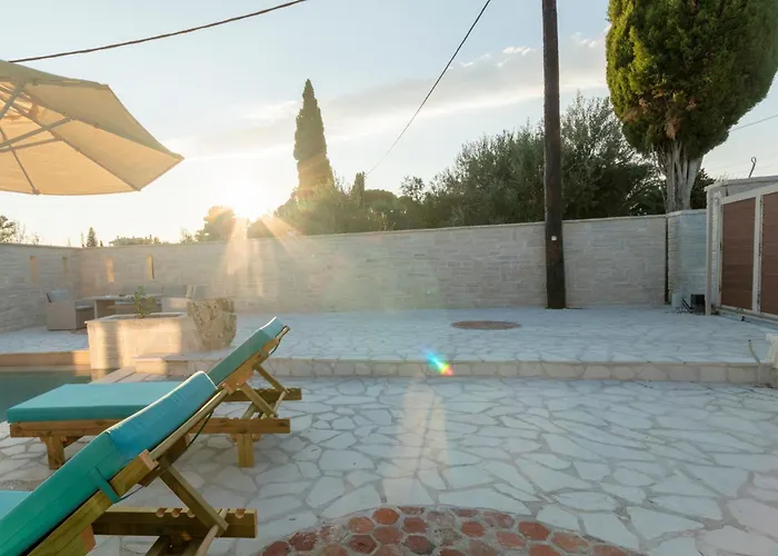 Luca Mare Bed & Breakfast Gouvia