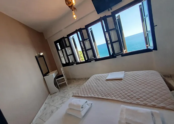 Karaoulanis Beach Άγιος Ιωάννης