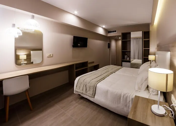 Porto Planos Beach Hotel