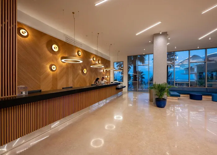 Royal & Imperial Belvedere Resort Hersonissos  Con una pista da Golf