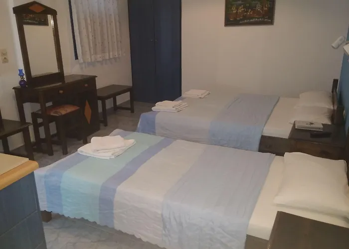 Roula Villa Studios & Apartments Perissa 