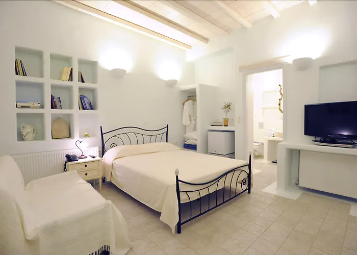 Vincenzo Family Rooms Τήνος