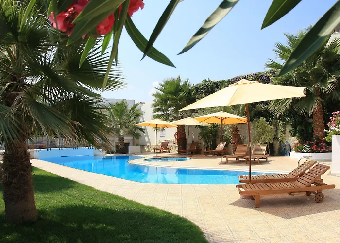 Elizabeth Suites Kato Daratso