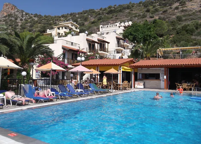 Pet friendly Mariamare Apts Stalida