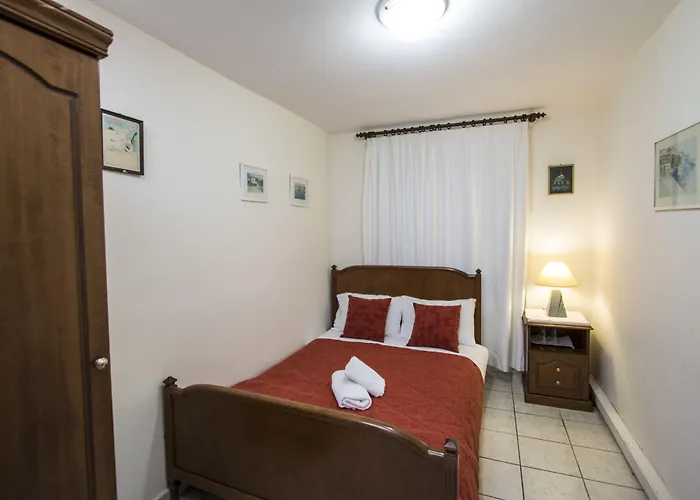 Achilleas Pension Hydra 