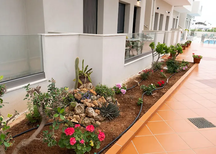 Aspri Petra Apartments Analipsi 