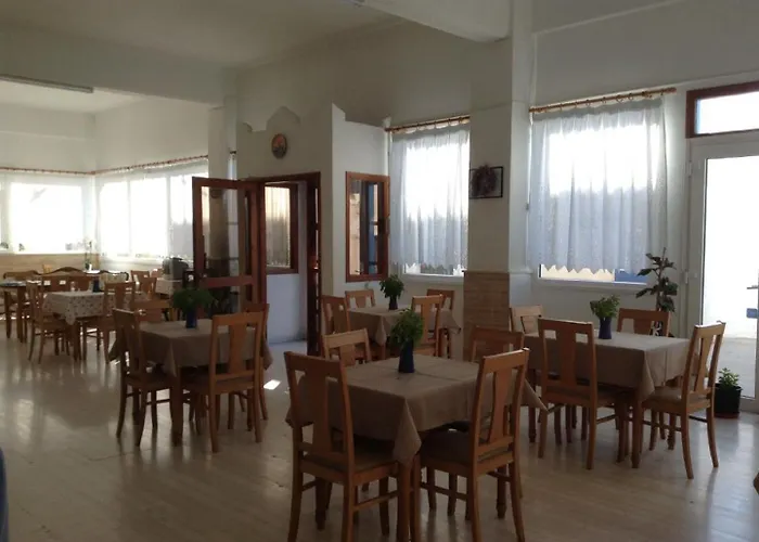 Hotel Meltemi Αδάμας