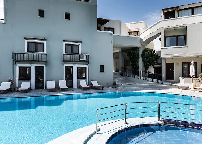 Casa Maria Hotel Apts Platanés