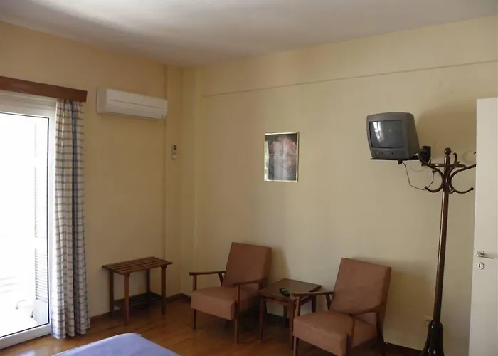 Hotel Theoxenia Λουτράκι