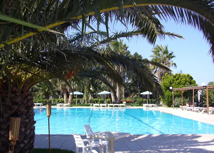 Nina Hotel Marmari 