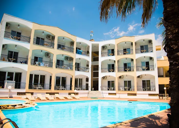 Stavros Beach Hotel