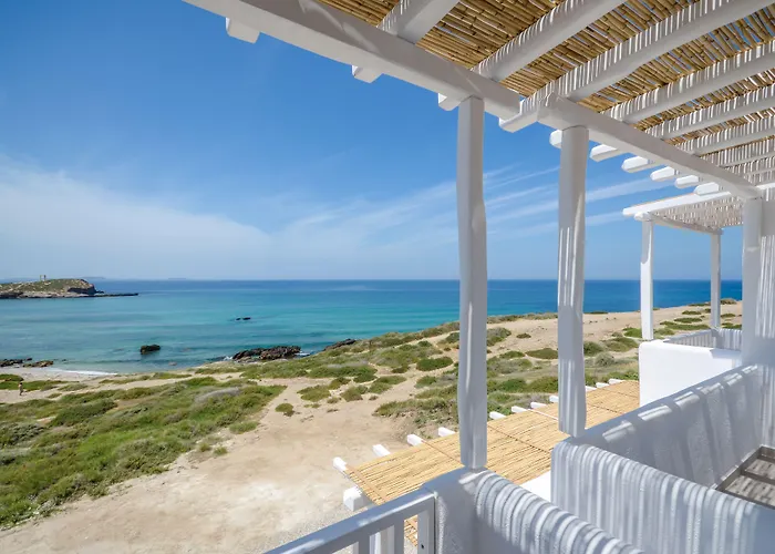 Cyano Suites Naxos City